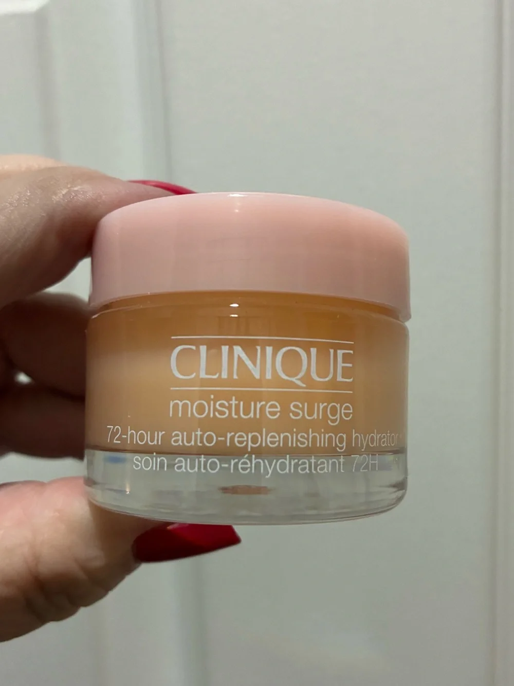 Clinique Moisture Surge 72-Hour Auto-Replenishing Hydrator